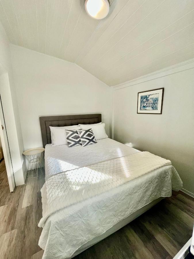 Tiaki Guesthouse - Cozy Modern Studio - 5Min Drive From The Beach And Punaauia Center ภายนอก รูปภาพ