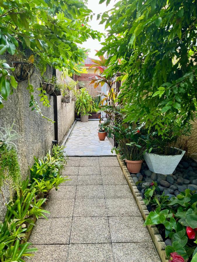 Tiaki Guesthouse - Cozy Modern Studio - 5Min Drive From The Beach And Punaauia Center ภายนอก รูปภาพ