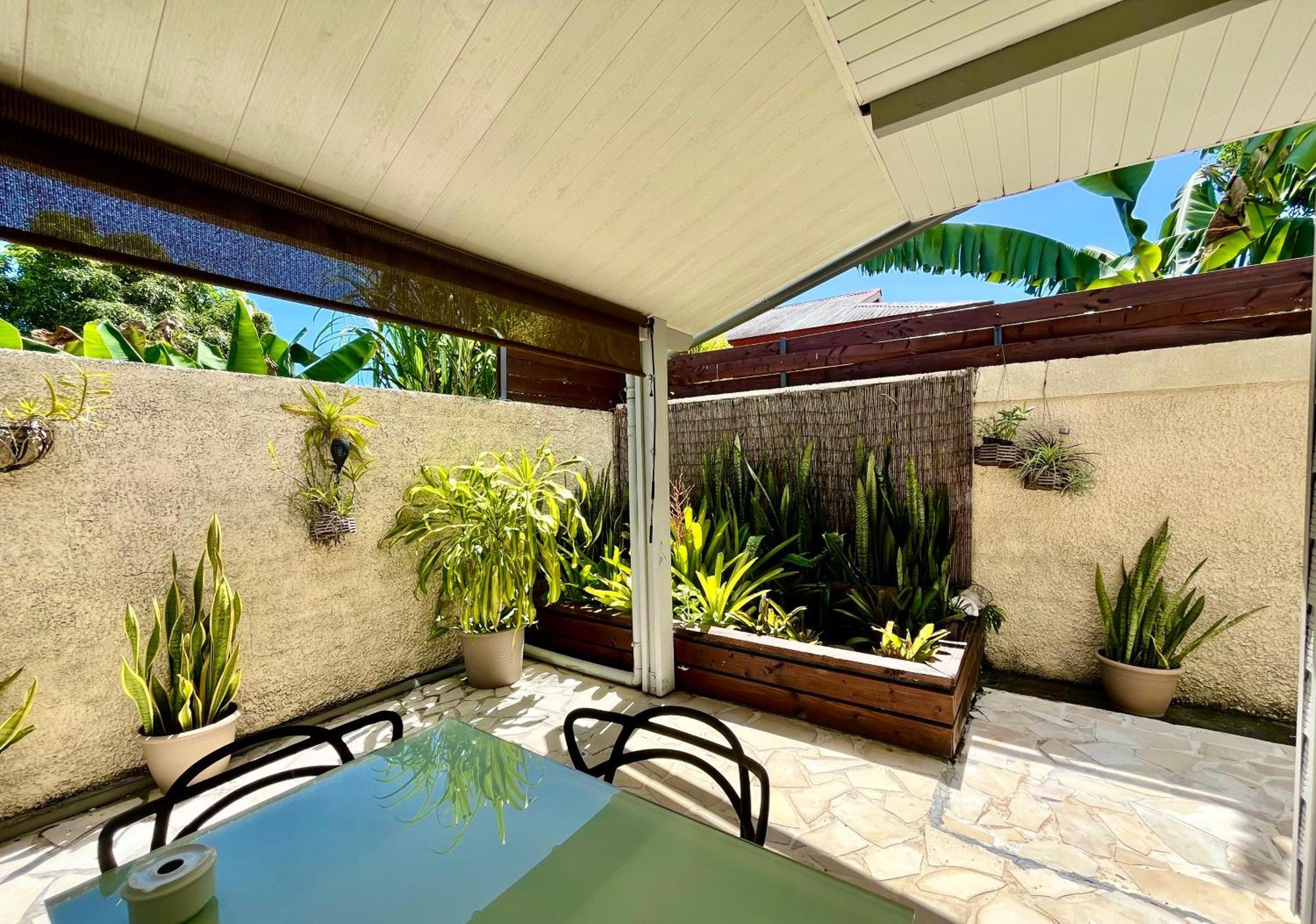 Tiaki Guesthouse - Cozy Modern Studio - 5Min Drive From The Beach And Punaauia Center ภายนอก รูปภาพ